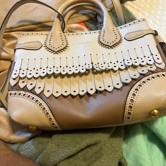 Used 4x w/tag Burberry Small Banner MSRP $1,890 - Picture 16 of 16